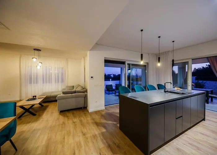 빌라 Luka Kaštela